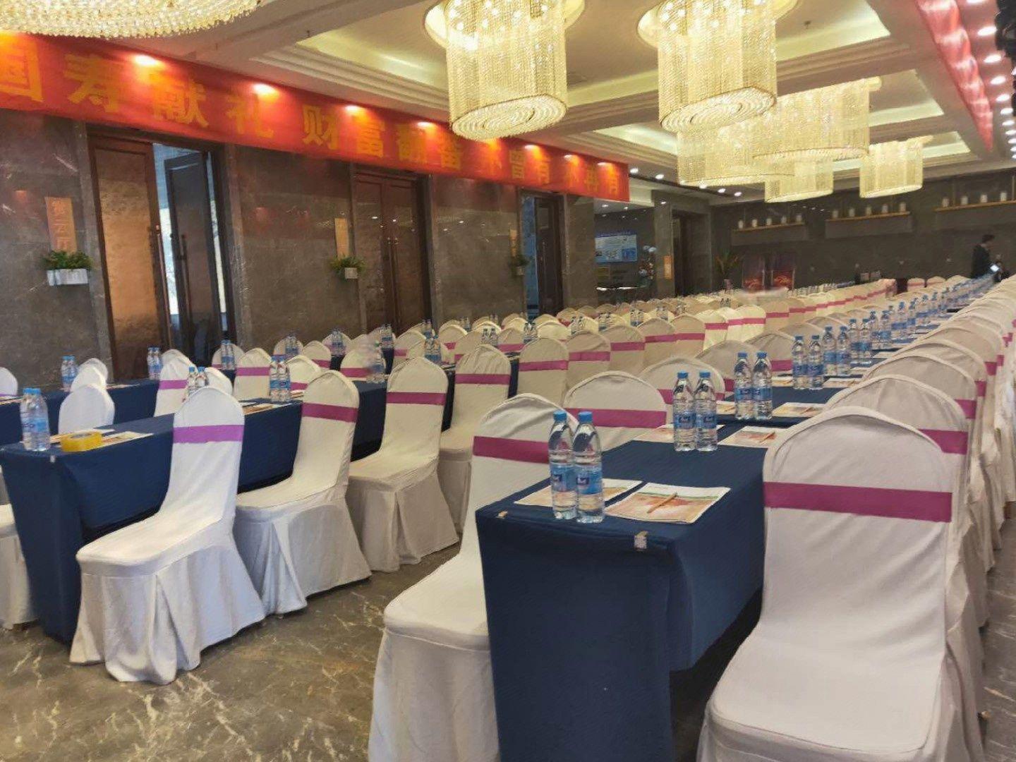 Jincheng International Hotel Jinta 32/37