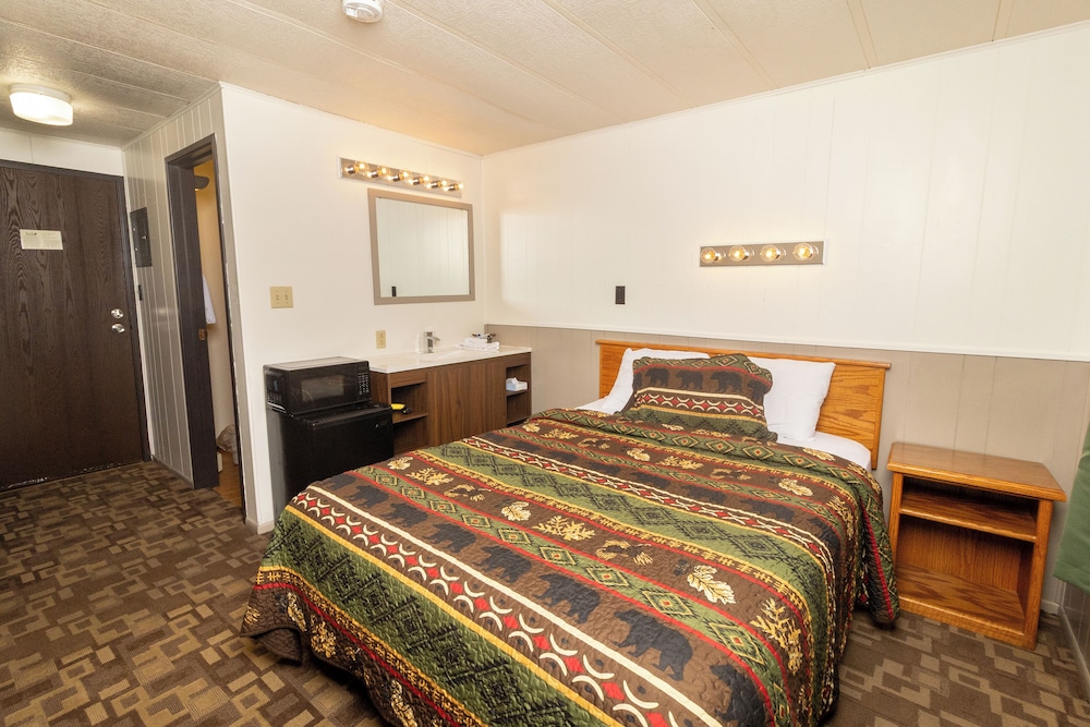 The Lodge At Lolo Hot Springs 15/50