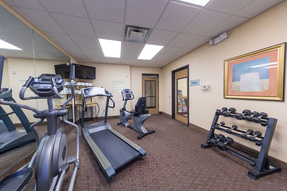Crestwood Suites Lakeland 34/63