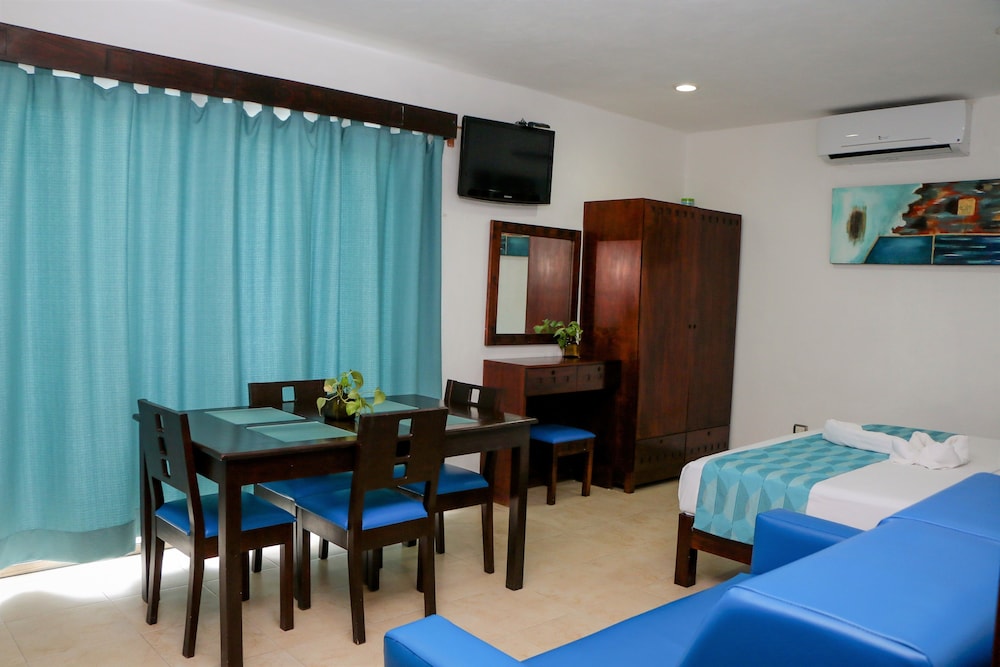 Hotel Playa Linda 41/49