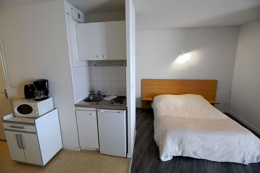 KOSY Appart'Hotels - La Maison Des Chercheurs 6/43