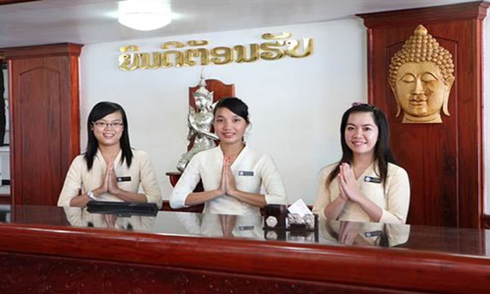 Vansana Riverside Hotel 37/40