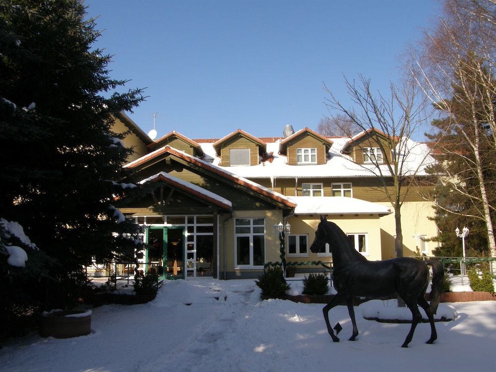 Waldhotel Roggosen 66/69