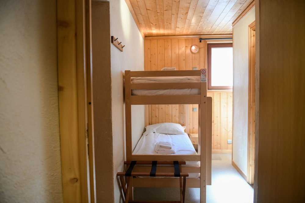 Hotel Le Dahu 38/38