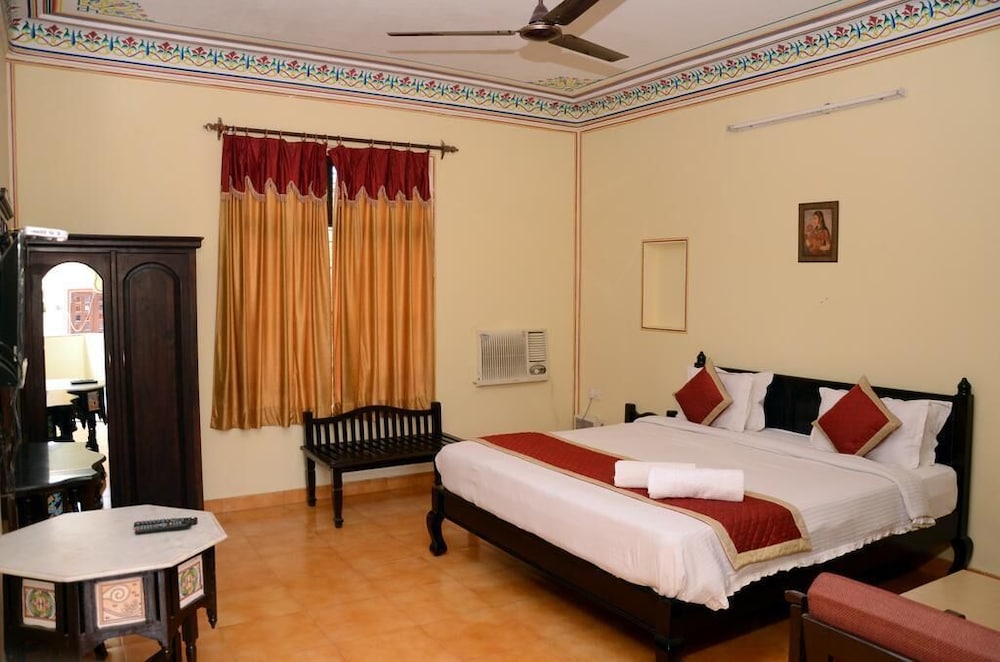 Sajjan Bagh 13/48