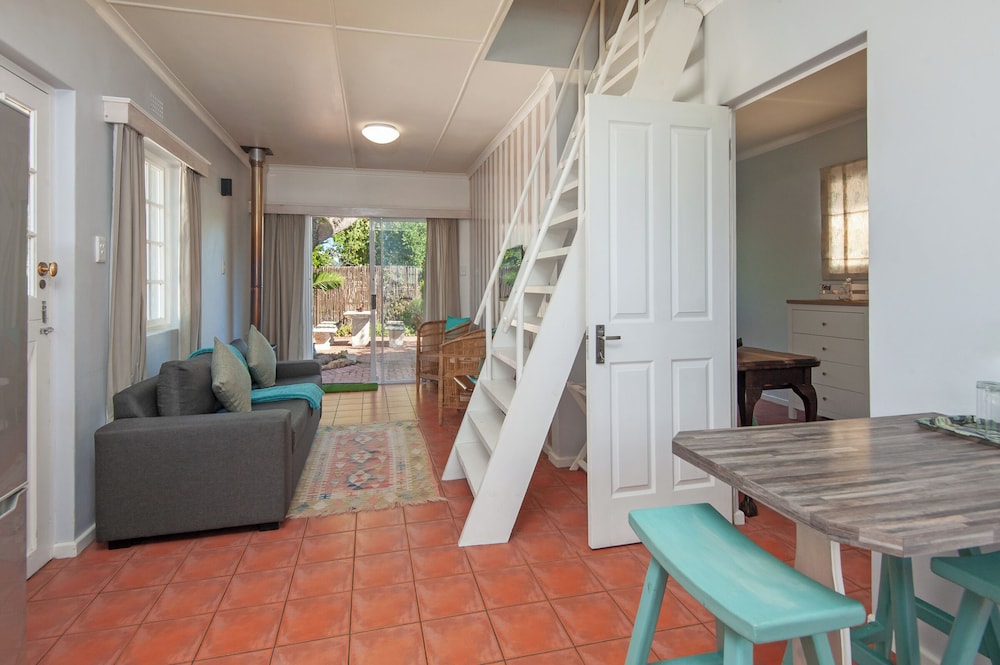 6 Stemmet Lodge 26/50