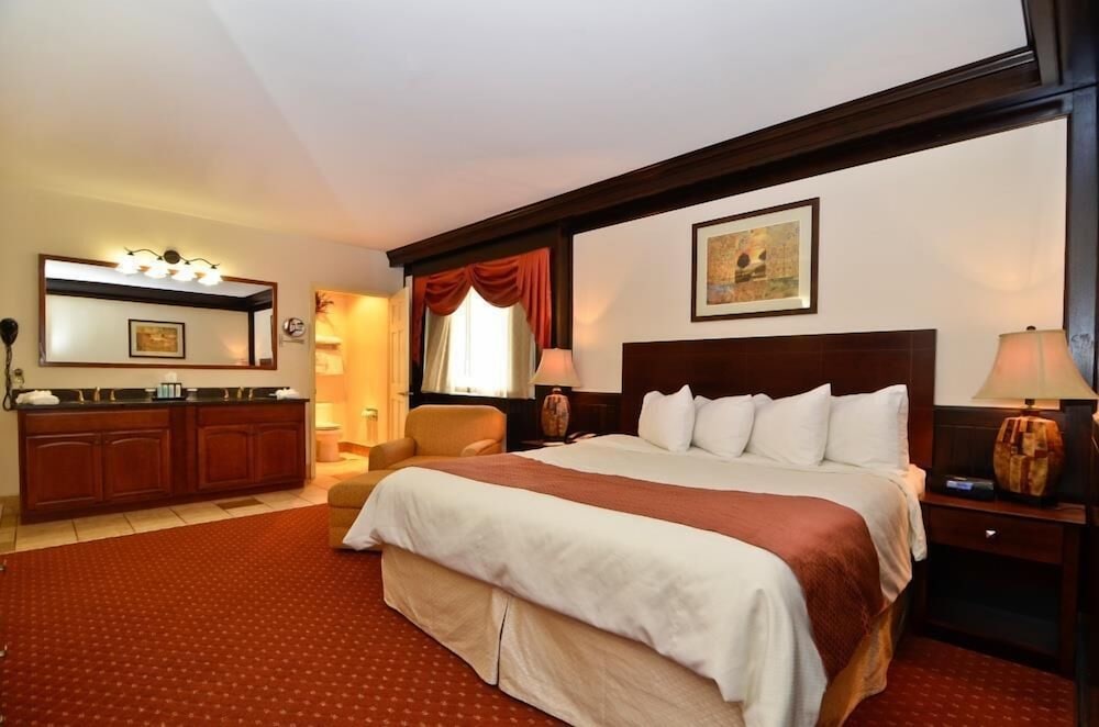 Best Western Plus Plattsburgh 13/47