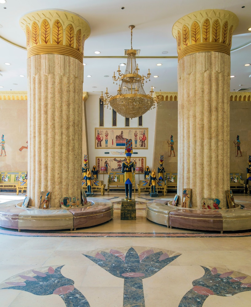 Regency Pyramids View Hotel 43/57