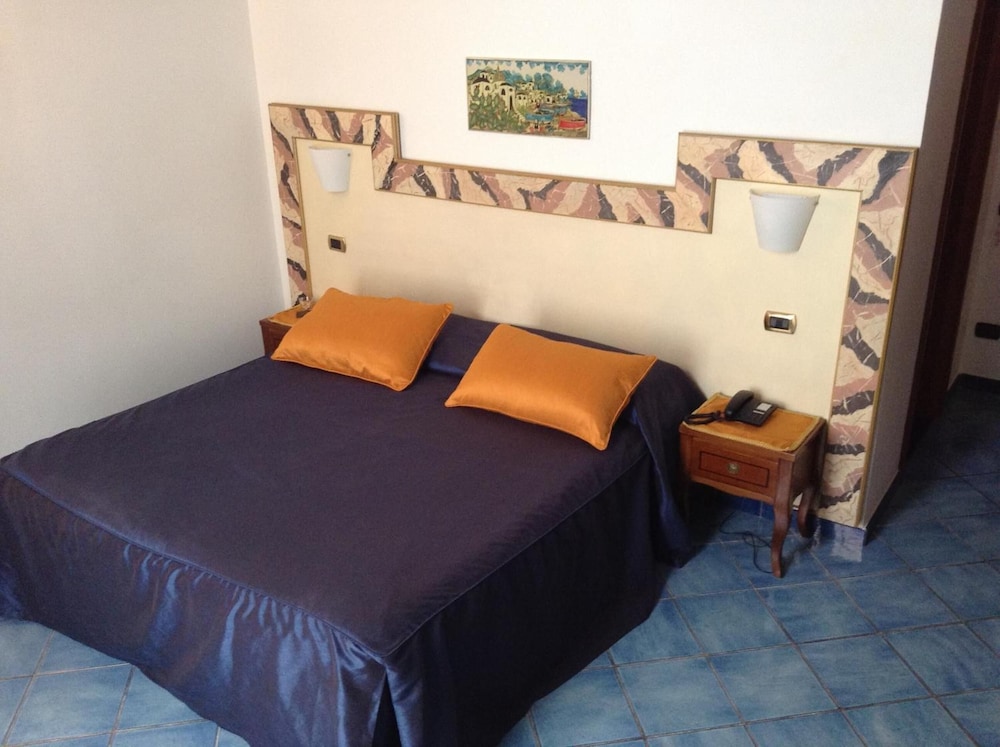HOTEL FLORIDIANA 16/63
