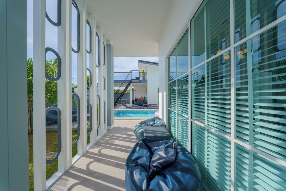 Lark Pool Villa Krabi 40/62
