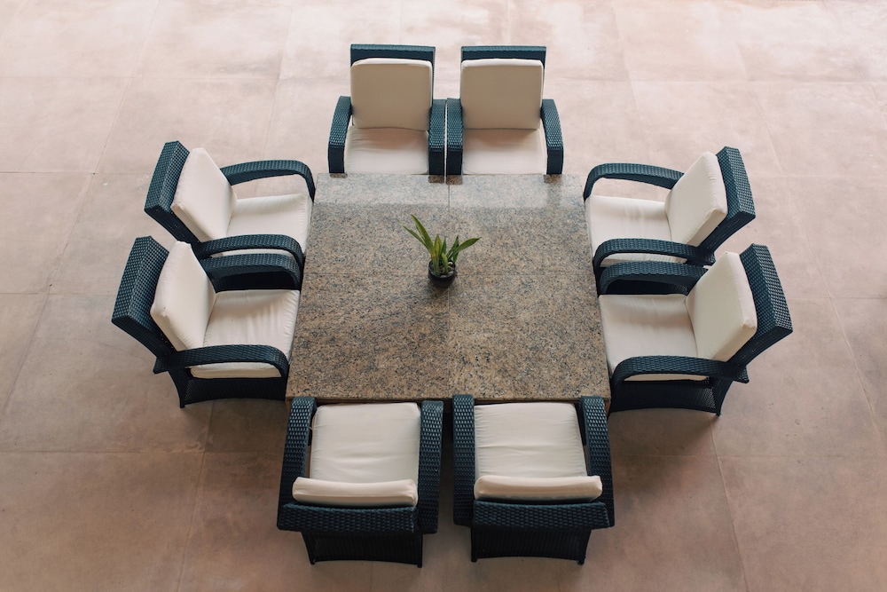 Hotel Ixzi Plus 52/63