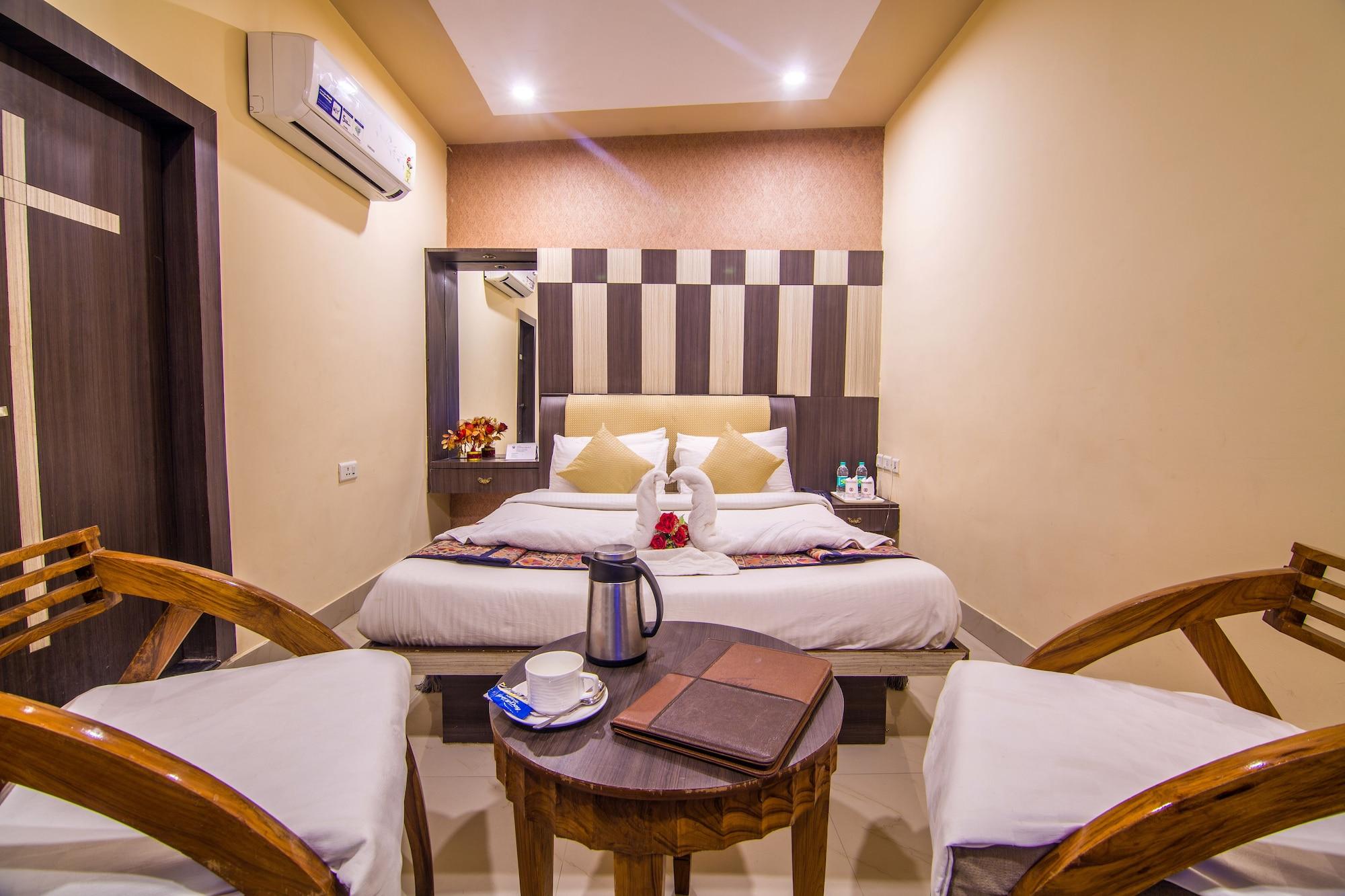HOTEL GANPATI PALACE 30/39