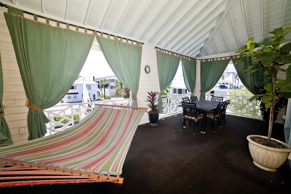 DeSoto Beach Bed & Breakfast 16/40