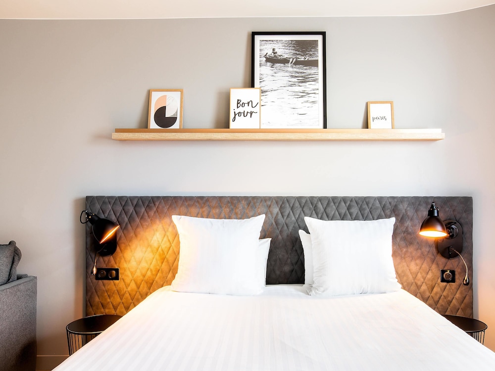 Mercure Paris Gennevilliers 10/76