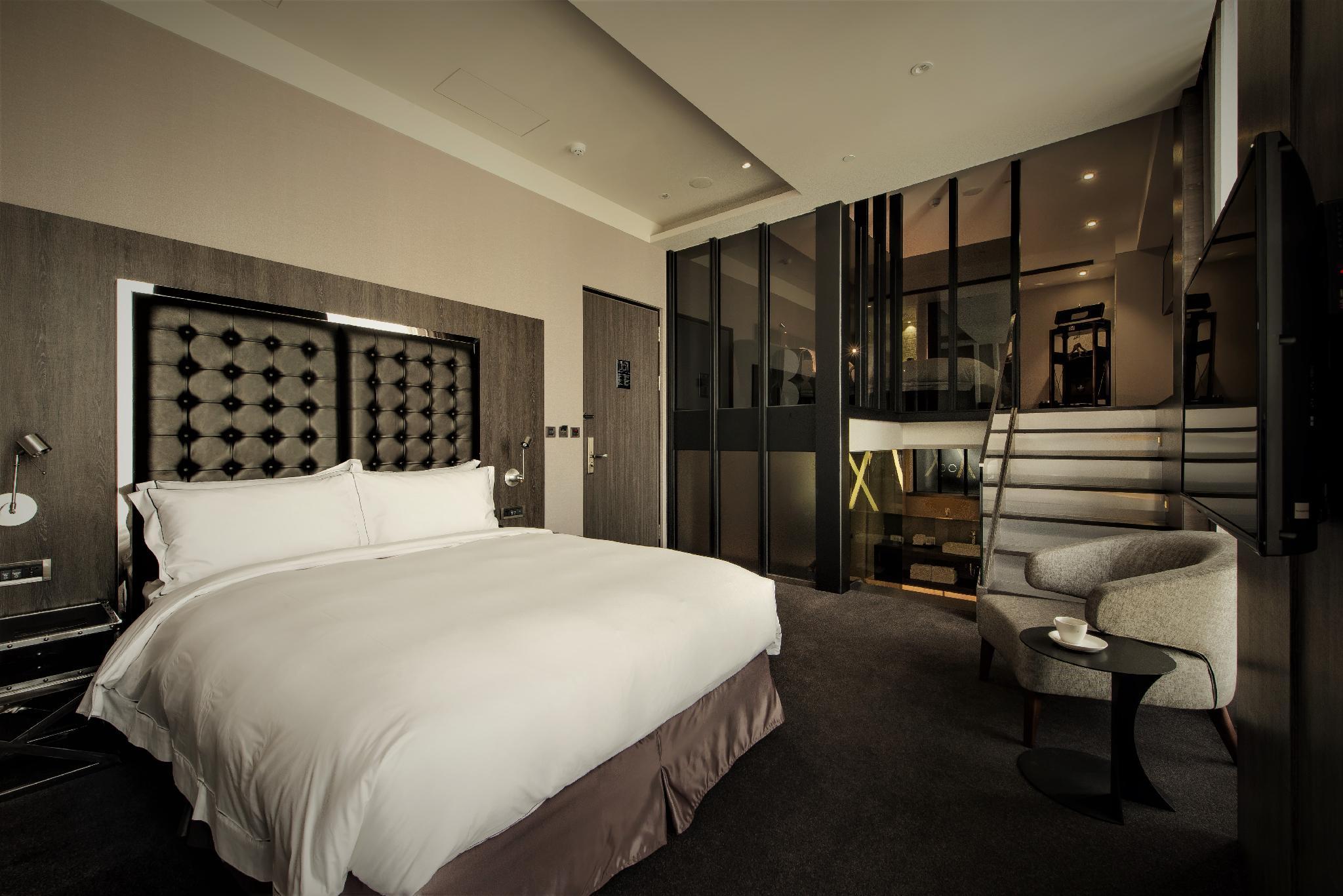 Duplex, Family Suite
