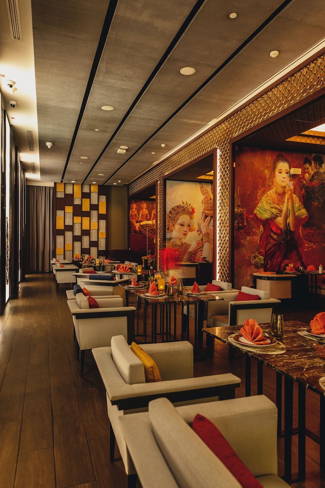 Dusit Doha Hotel 54/66