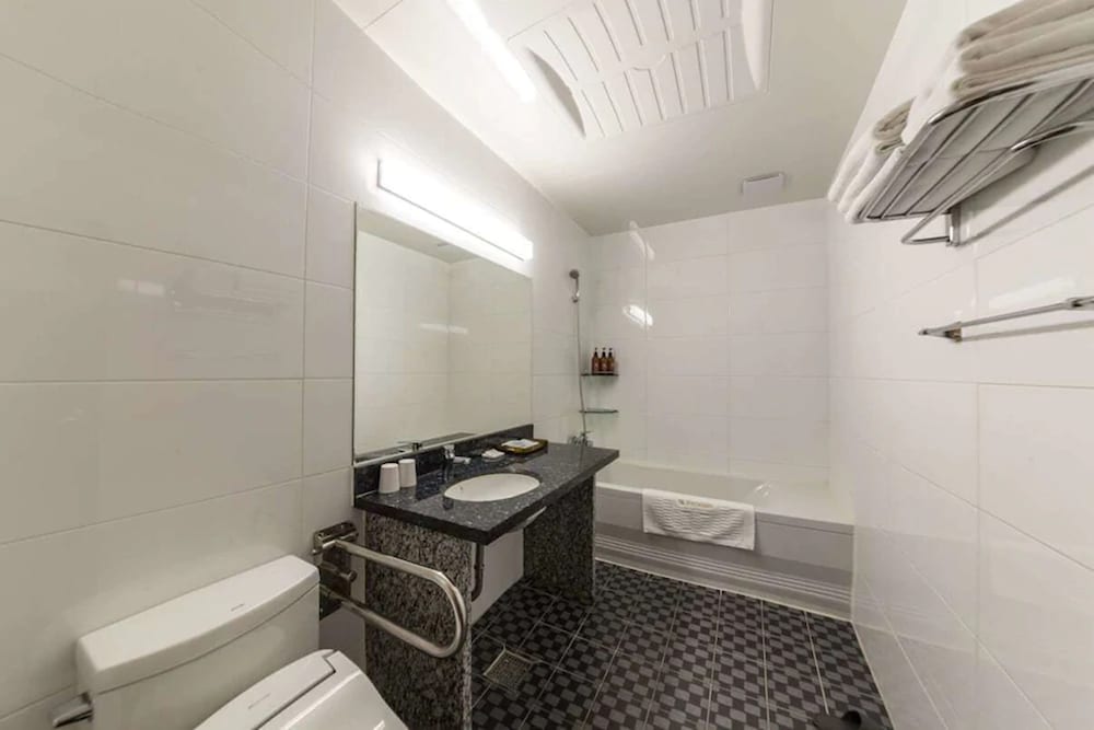 Yeongbin Hotel Youngbin Hotel 28/33