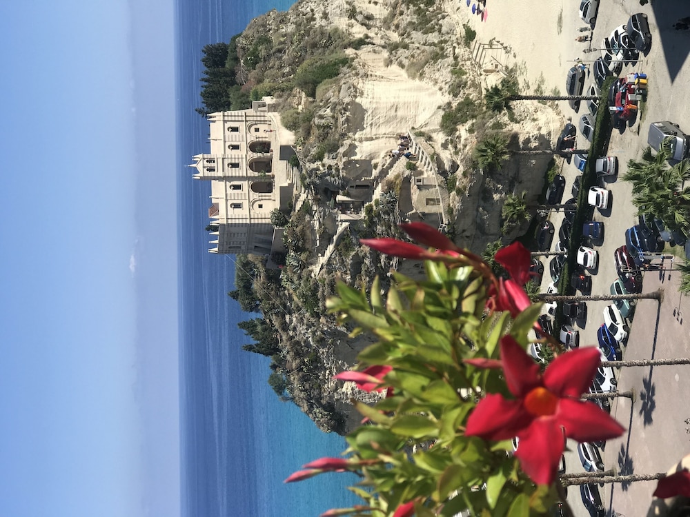 Sunset Tropea 22/25