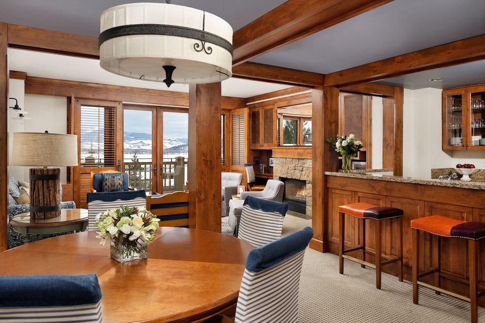 Four Seasons Resort and Residences Jackson Hole 66/80