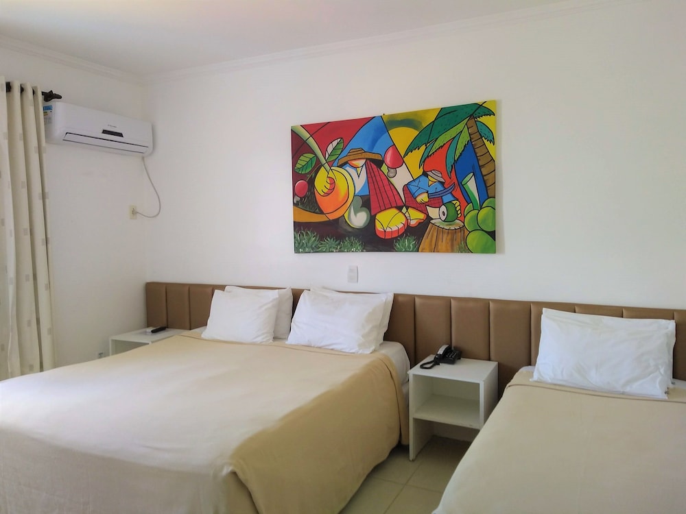 Simas Praia Hotel 18/65