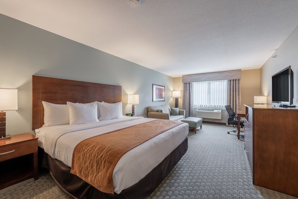 AmeriVu Inn and Suites - Chisago City 9/37