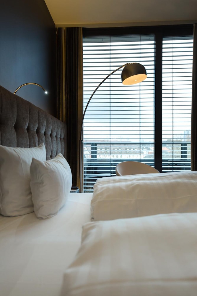 SAKS Urban Design Hotel Kaiserslautern 44/61
