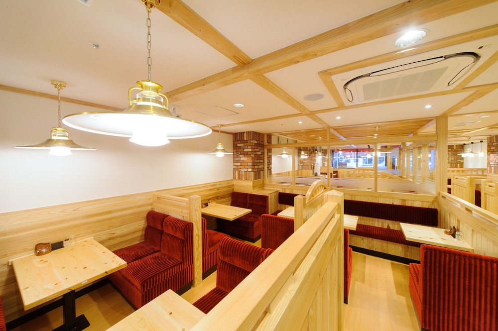 Osaka Fujiya Hotel 50/53