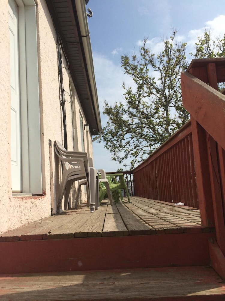 Hc-127 Beach Haus 37/39