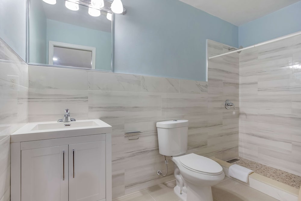 Americas Best Value Inn Historic Clewiston Inn 15/56