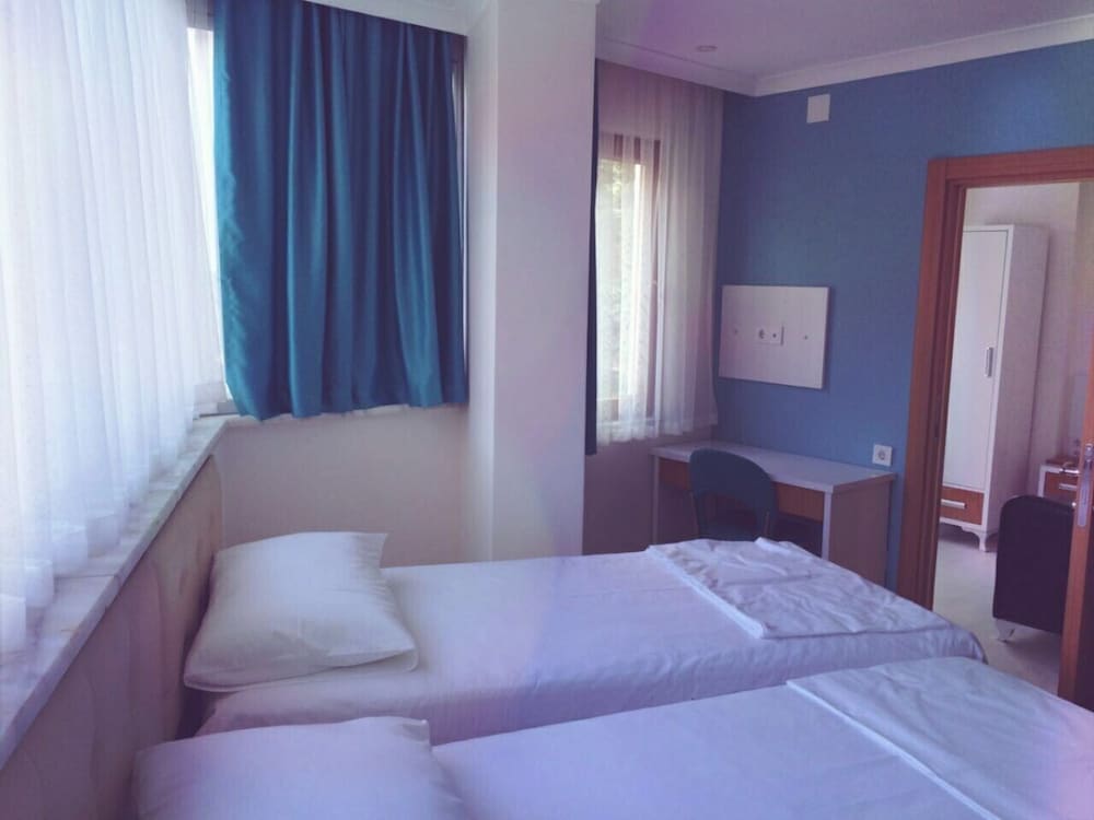 Can Residence 4/22