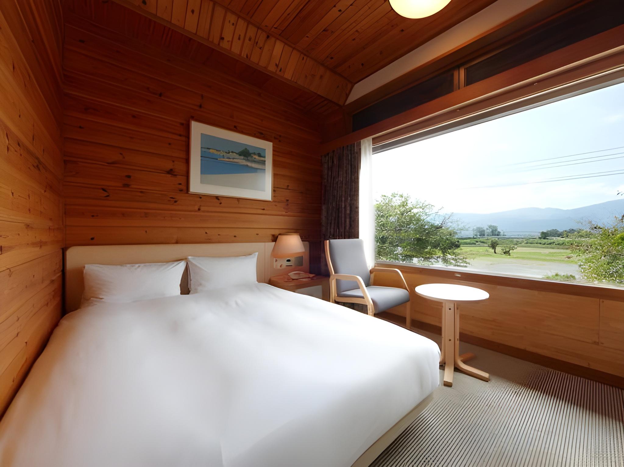 Semi Room, Standard, Semi Double Bed