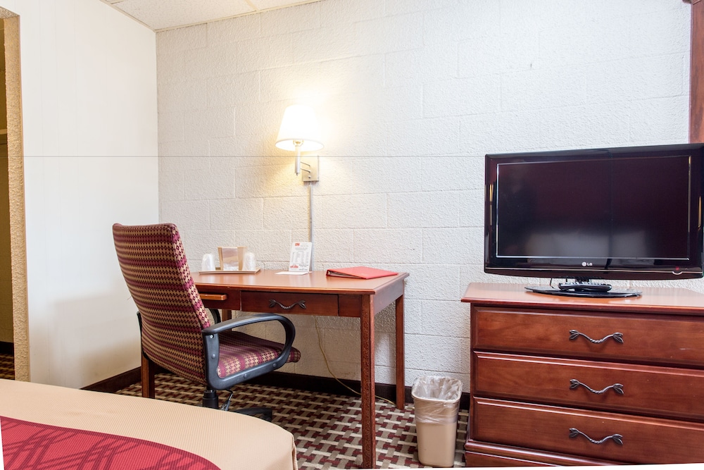 Econo Lodge Williamsport 42/43