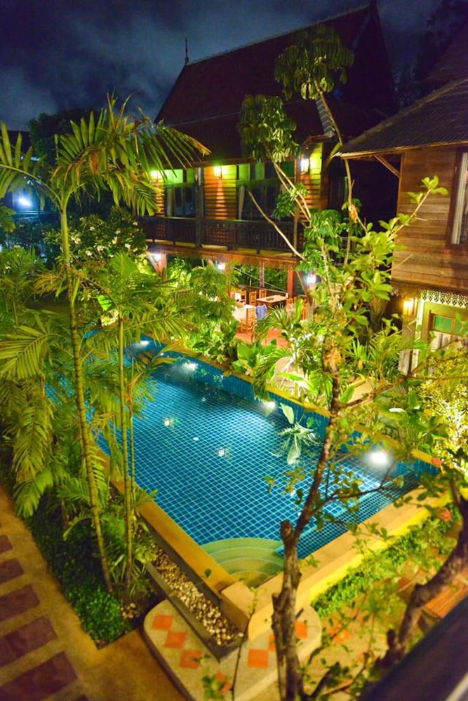Hongkhao Village 94/100