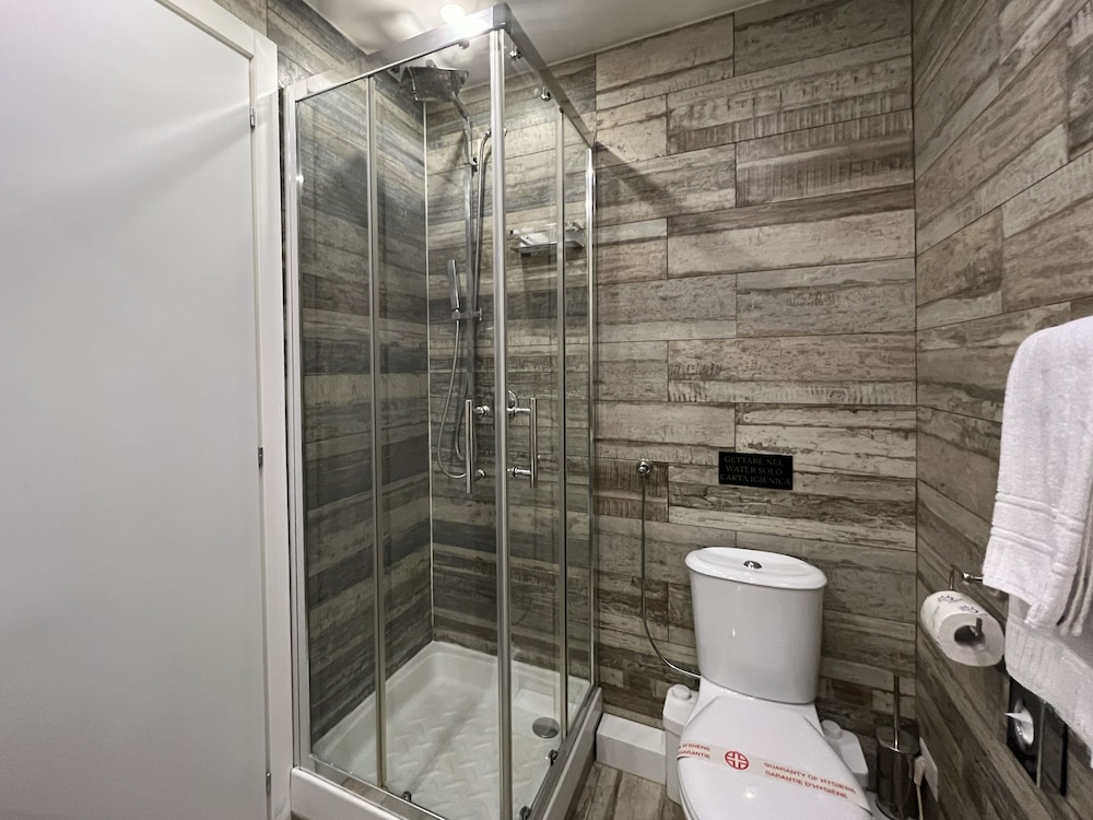 Domus Deorum Deluxe 24/27