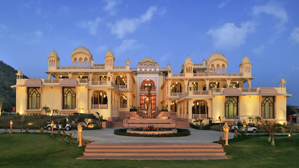 Rajasthali Resort And Spa 28/38