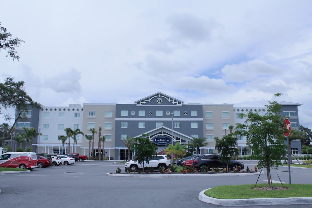 Carlisle Inn 46/49