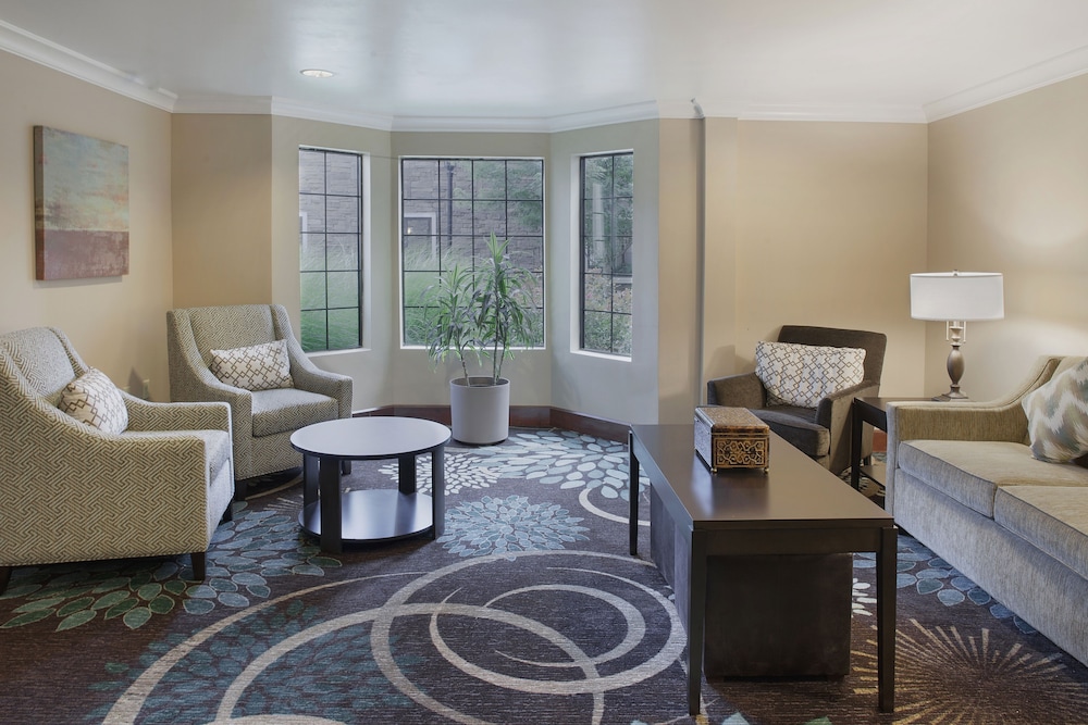 Staybridge Suites Fayetteville Univ of Arkansas 31/51