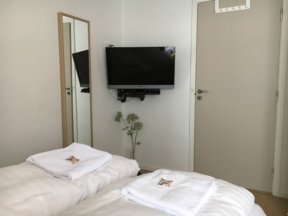Helts B&amp;B 9/50