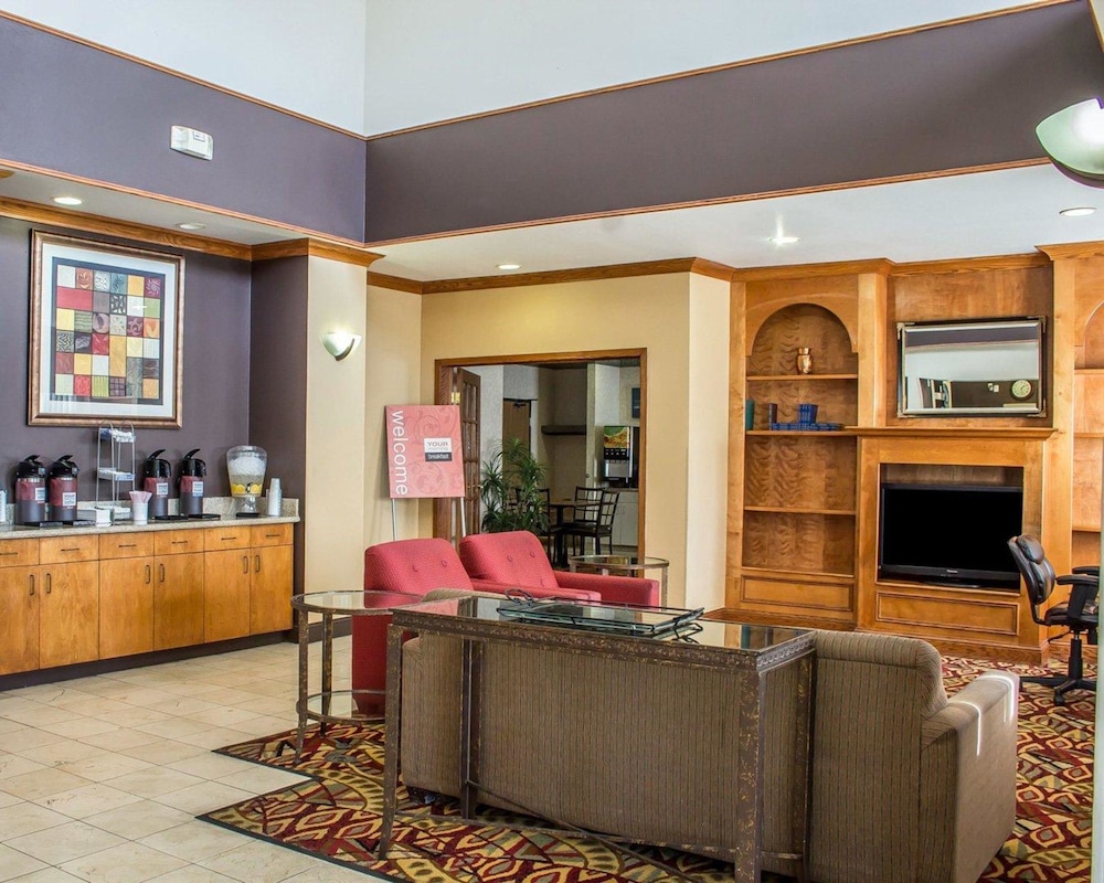 Baymont by Wyndham Phoenix North 34/47