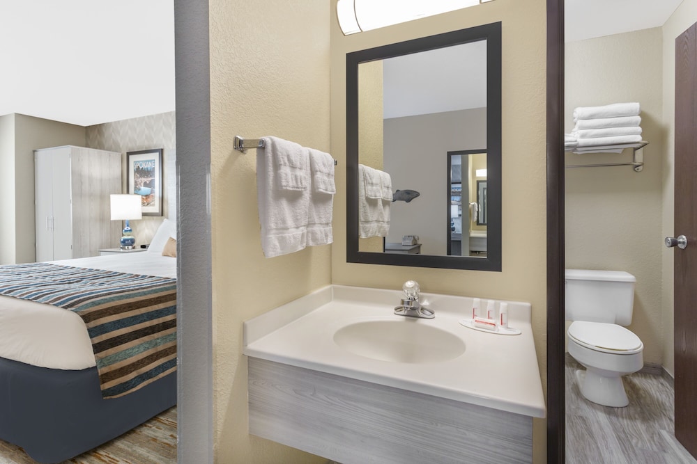 Silverstone Inn And Suites Spokane Valley 9/26