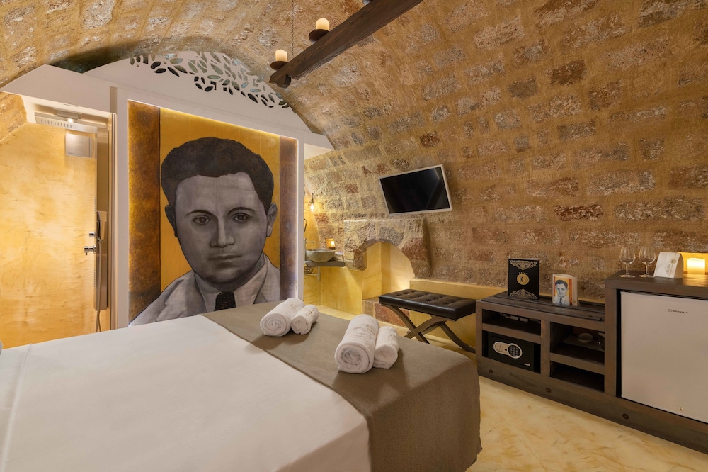 10GR Boutique Hotel & Wine Bar - Adults Only 18/64
