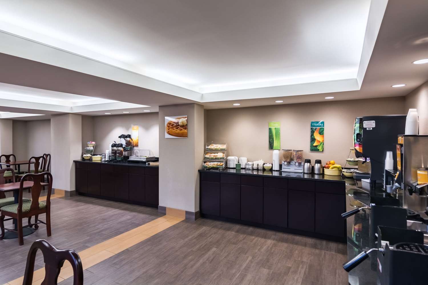 Quality Inn Manassas, VA 14/51