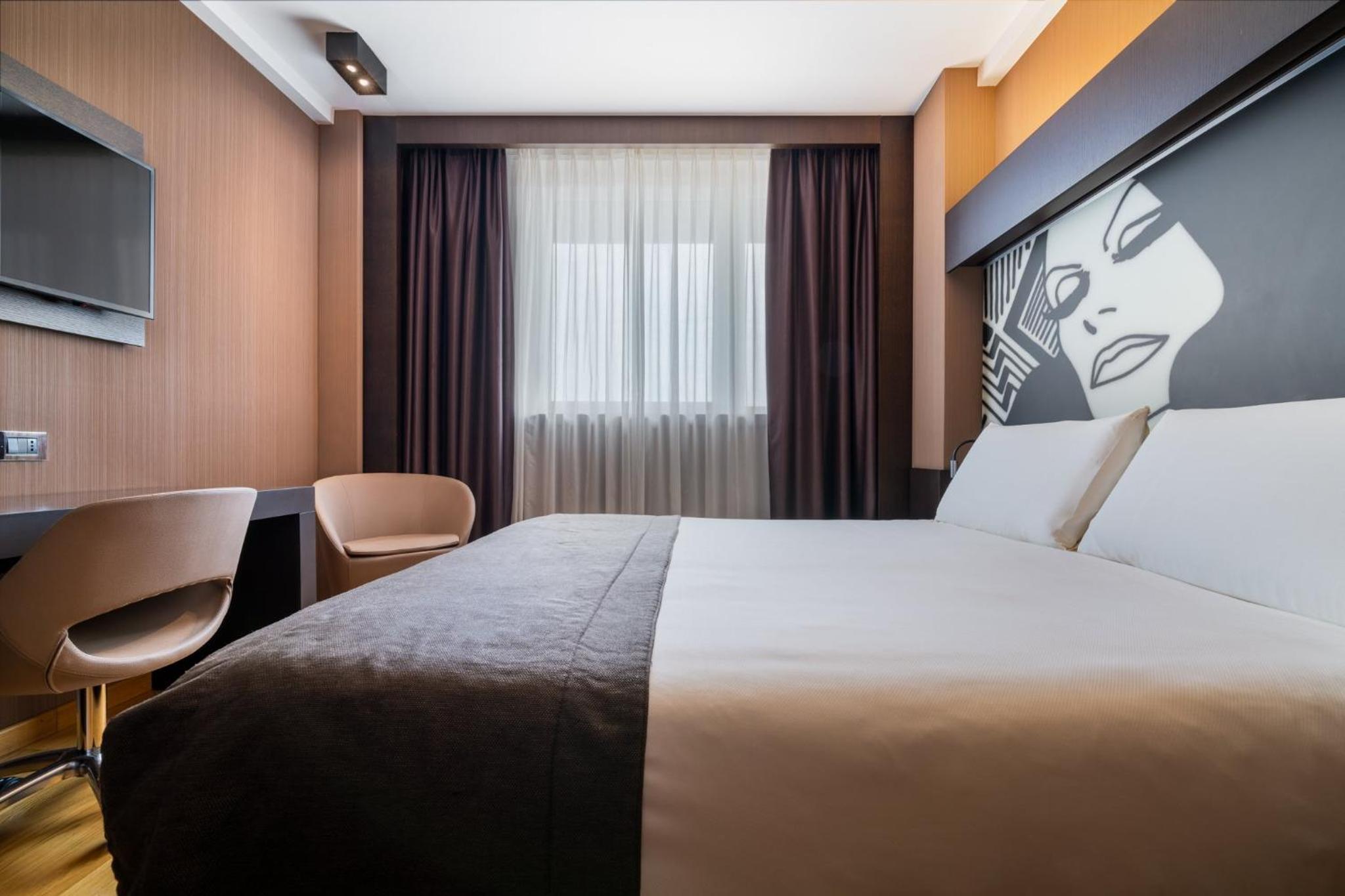 غرفة قياسية بسرير كينج، Crowne Plaza Milan City 5/10