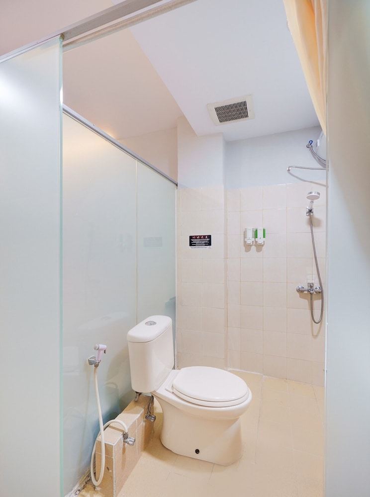Hotel O Tanjung Duren Near Mall Citraland Formerly Suba Hotel 20/20