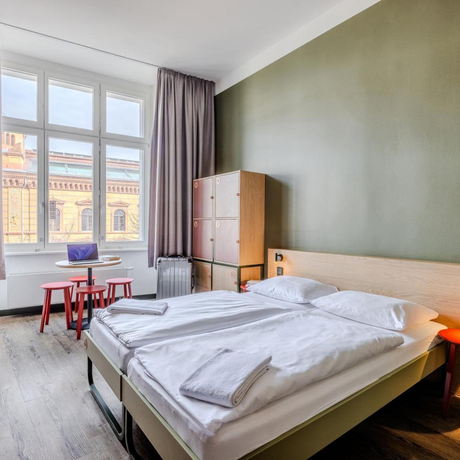 Meininger Hotel Berlin Mitte Humboldthaus Hostel 15/50