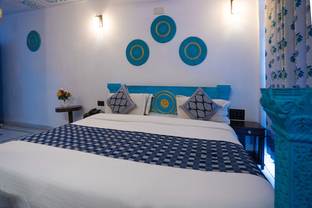 The Lake View Hotel – On Lake Pichola 13/50