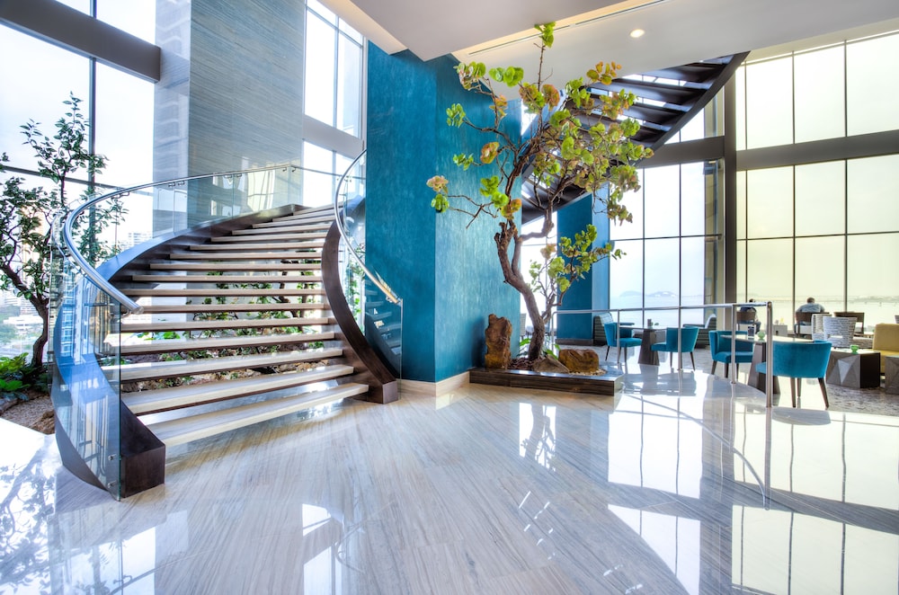 Hilton Panama 45/90