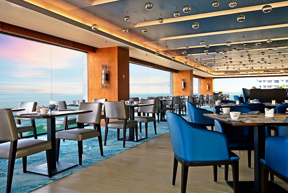 Radisson Hotel Colombo 43/62