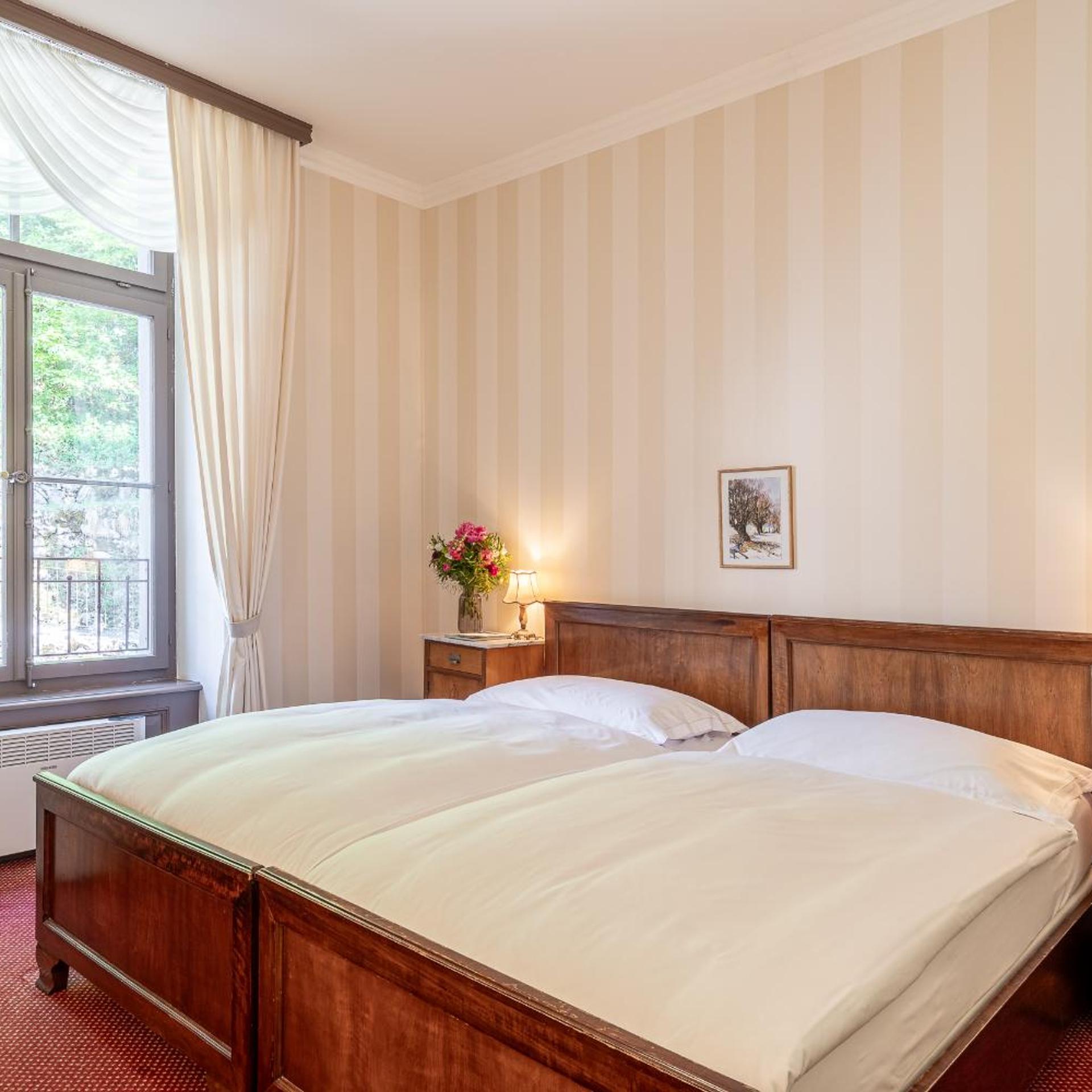 Classic, Double Bed, Forest View