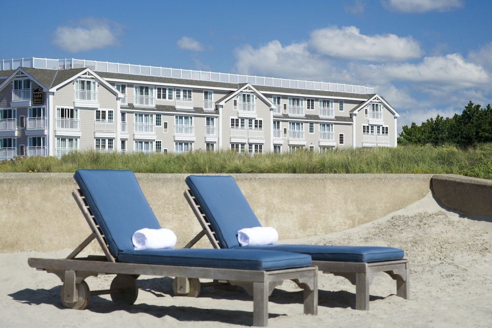 Newport Beach Hotel Suites 9/69